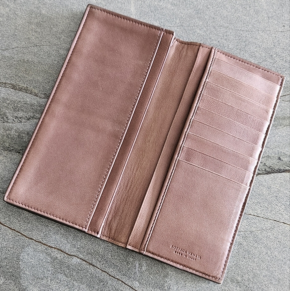 Bottega Veneta Brown Bifold Wallet - Picture 3 of 12